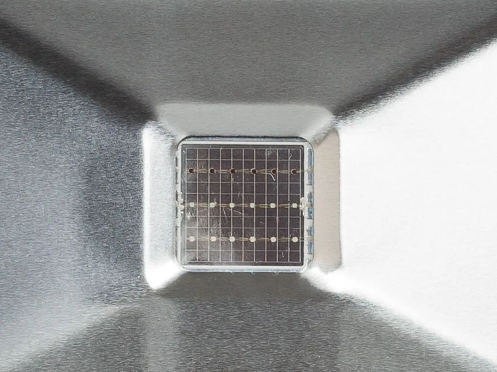 FERON Светодиодный прожектор LL-272 IP65 20W синий 12190 FERON Светодиодный прожектор LL-272 IP65 20W синий 12190