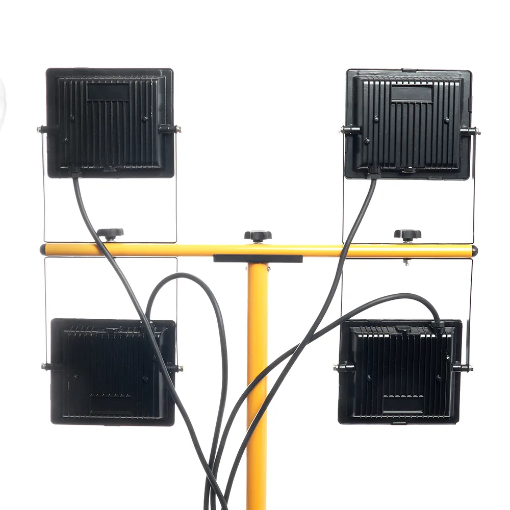 FERON Светодиодный прожектор LL-506 на штативе IP65 4*50W 6400K FERON Светодиодный прожектор LL-506 на штативе IP65 4*50W 6400K