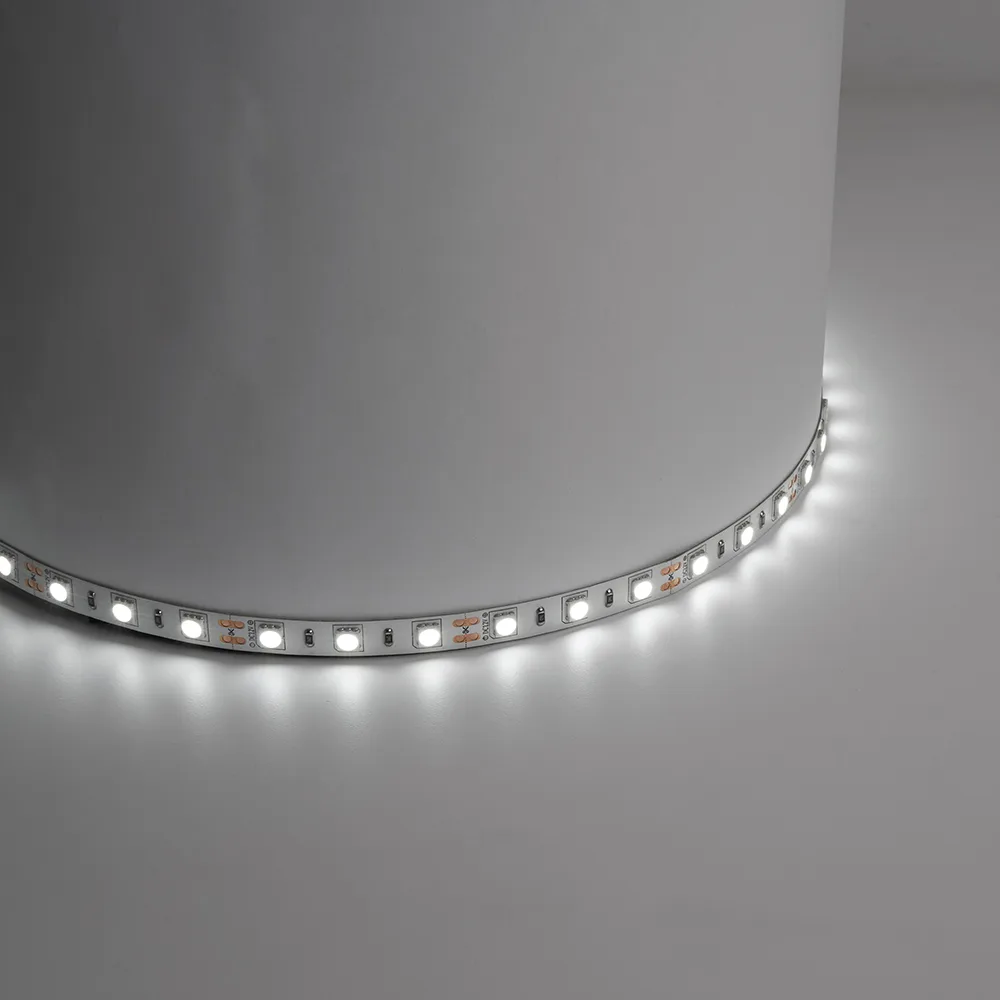 FERON Cветодиодная LED лента LS607, 30SMD(5050)/м 7.2Вт/м 5м IP65 12V 6500К Артикул 27647 FERON Cветодиодная LED лента LS607, 30SMD(5050)/м 7.2Вт/м 5м IP65 12V 6500К Артикул 27647