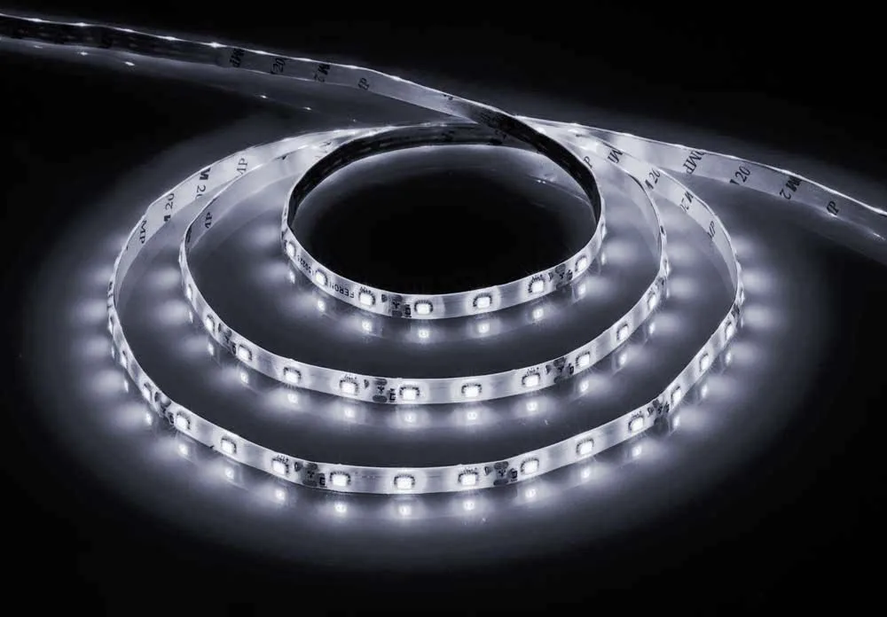 Cветодиодная LED лента FERON LS603, готовый комплект 5м 60SMD(3528)/м 4.8Вт/м IP20 12V холодный белый  ДЕМО-УПАКОВКА Артикул 27901