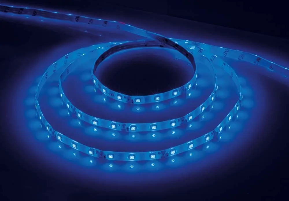 Cветодиодная LED лента FERON LS604, 60SMD(3528)/м 4.8Вт/м  1м IP65 12V синий Артикул 27751