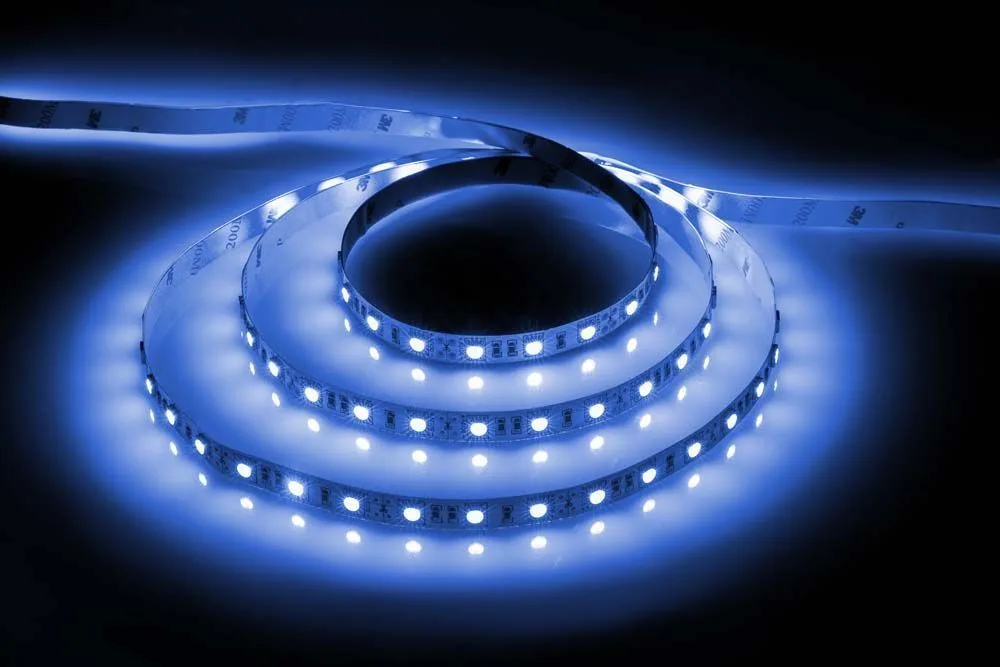 Cветодиодная LED лента FERON LS606, 60SMD(5050)/м 14.4Вт/м  5м IP20 12V синий Артикул 27763
