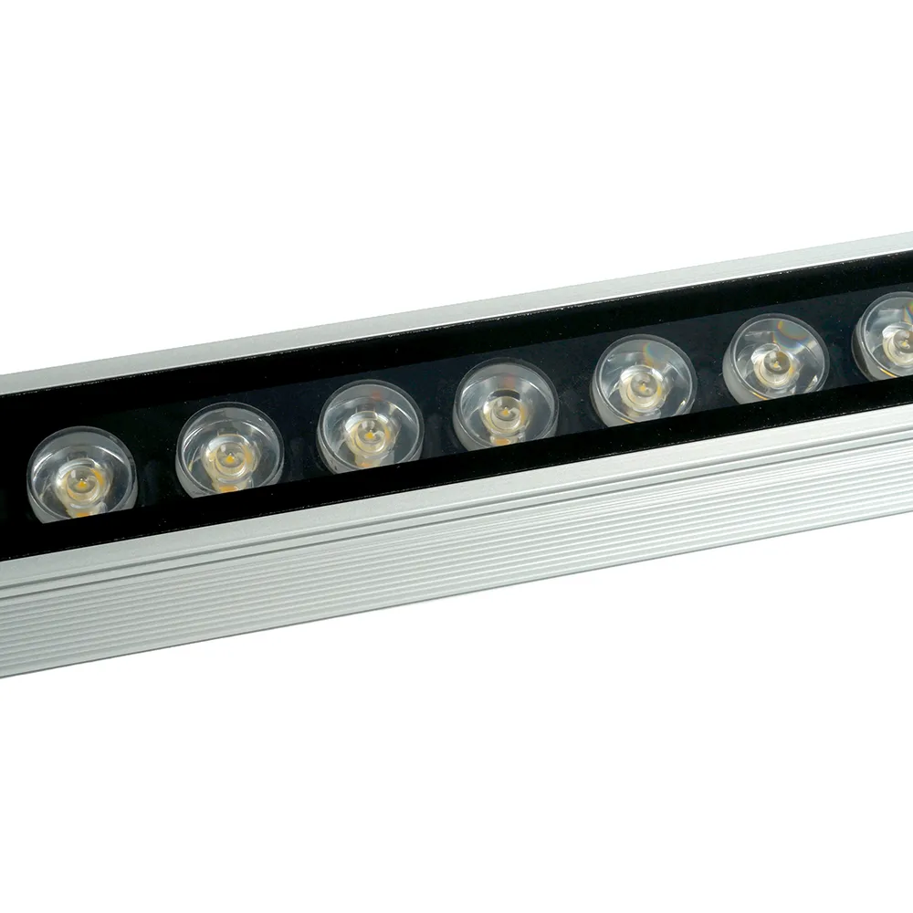 FERON Светодиодный линейный прожектор для подсветки стен LL-890 36W 2700K 85-265V IP65 32157 FERON Светодиодный линейный прожектор для подсветки стен LL-890 36W 2700K 85-265V IP65 32157