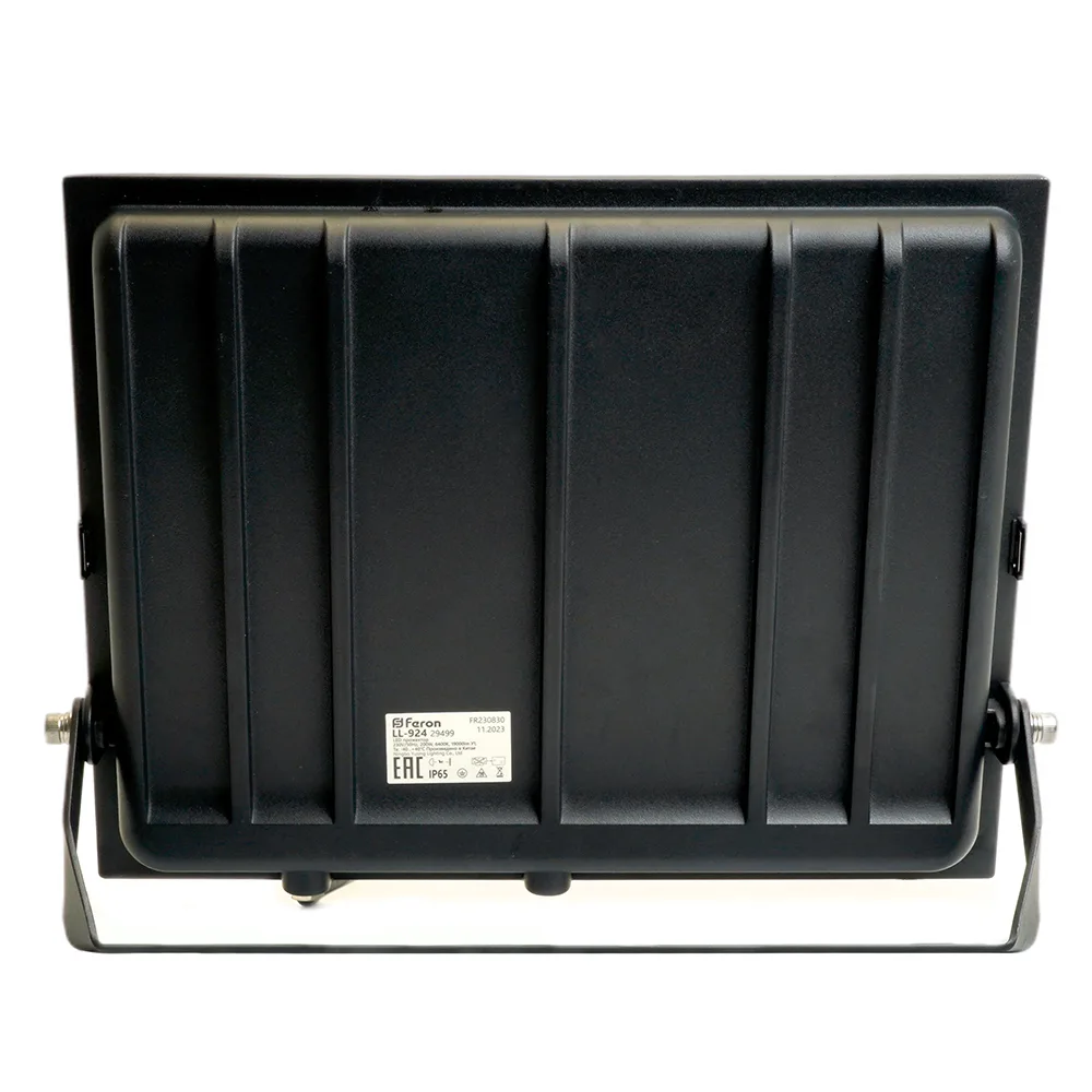 FERON Светодиодный прожектор LL-924 IP65 200W 6400K 29499 FERON Светодиодный прожектор LL-924 IP65 200W 6400K 29499